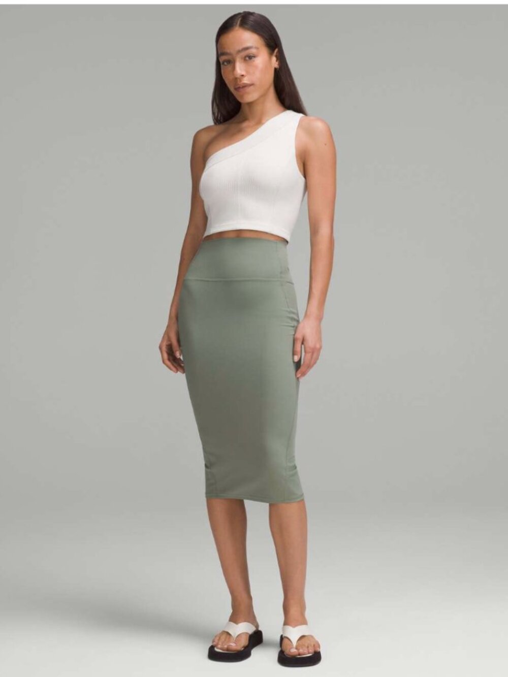 Lululemon NWT Nulu Slim-Fit High-Rise Skirt Grey Eucalyptus size 10